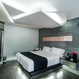 Kuboz Motor Motel
